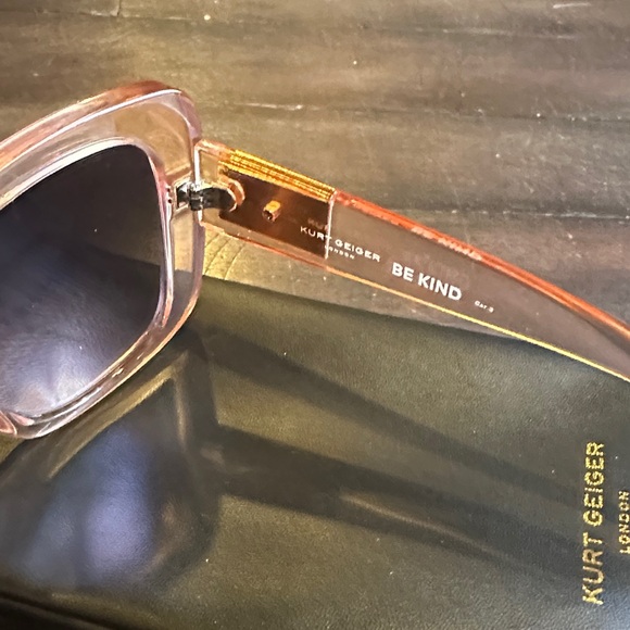 NWOT Kurt Geiger Transparent Pink Sunglasses - Picture 3 of 7